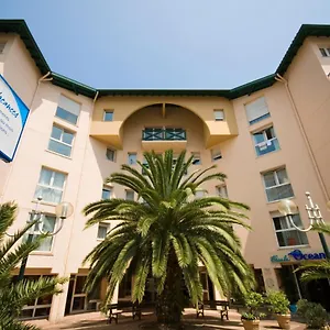 4* Aparthotel Pierre & Premium Haguna